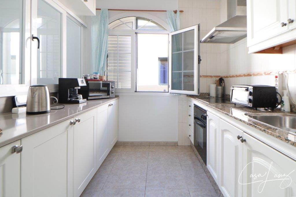 Cliff View Orzola Apartman Kültér fotó